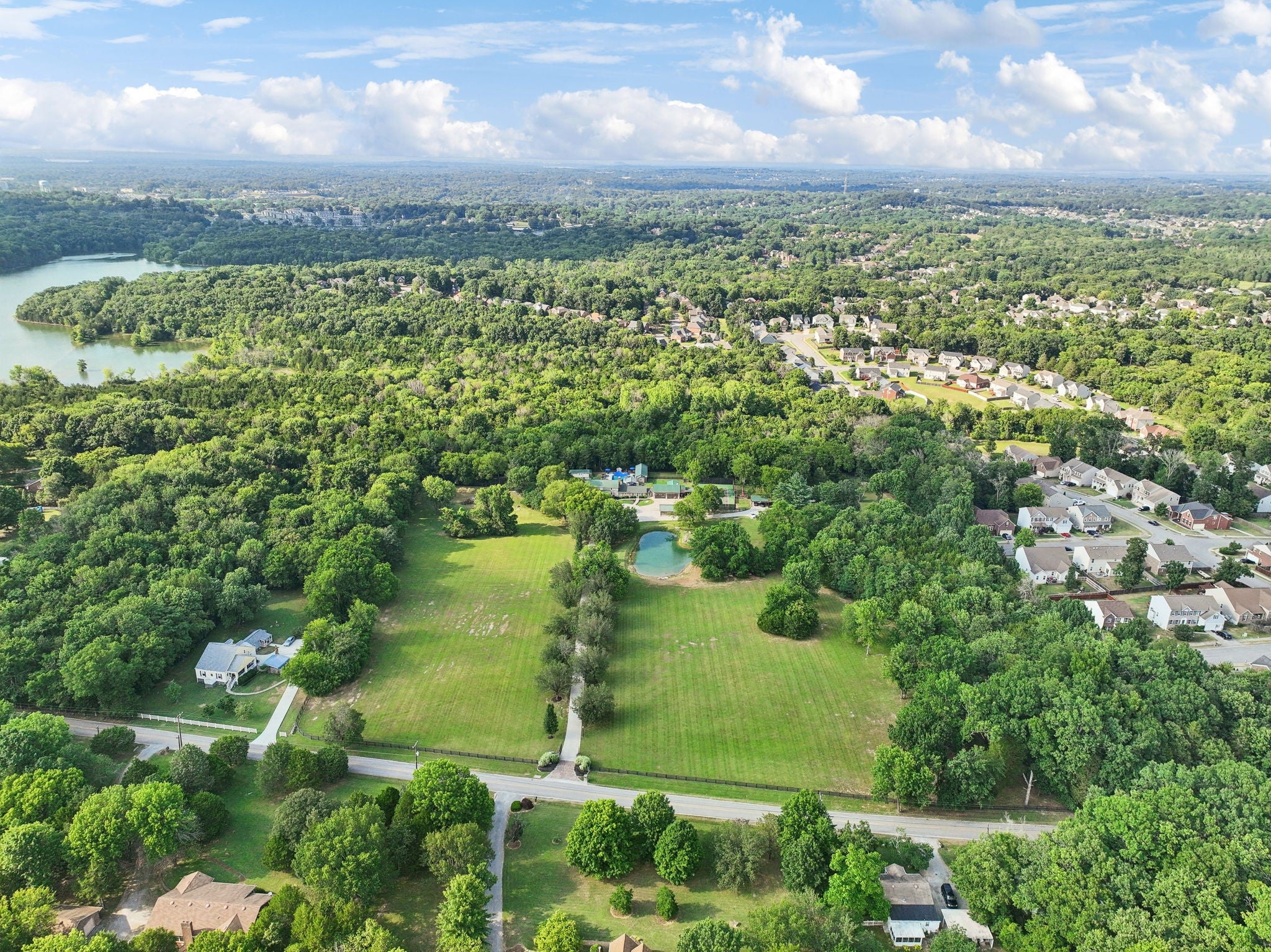 1435 Stewarts Ferry Pike