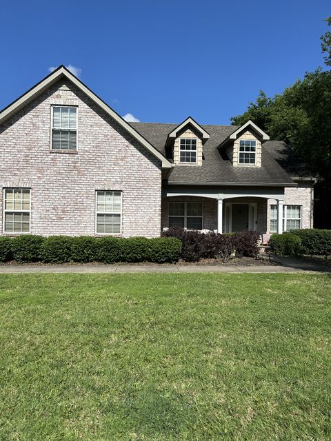 2415 Saint Andrews Dr Murfreesboro TN 37128