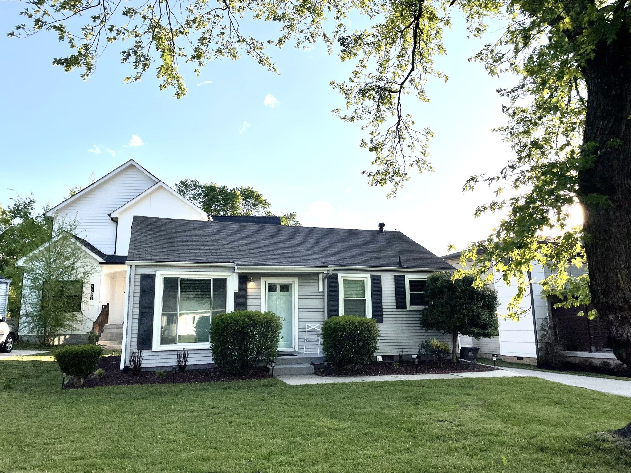 2-bed listing at 2009a Hutton Dr, Nashville