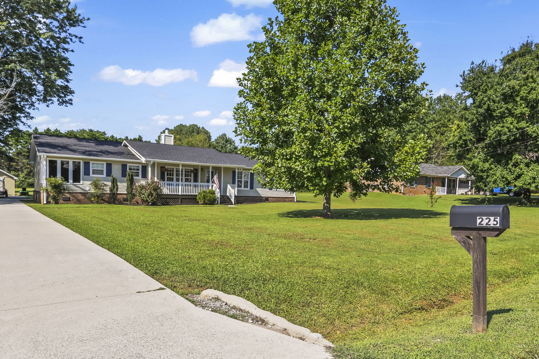225 Hughes Rd