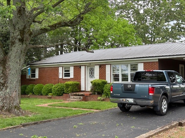 14 Jeans Rd