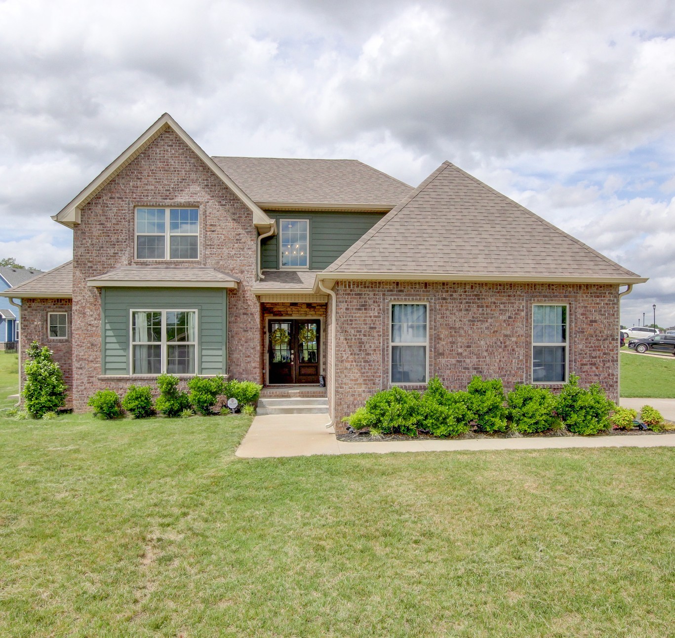 592 Dexter Dr