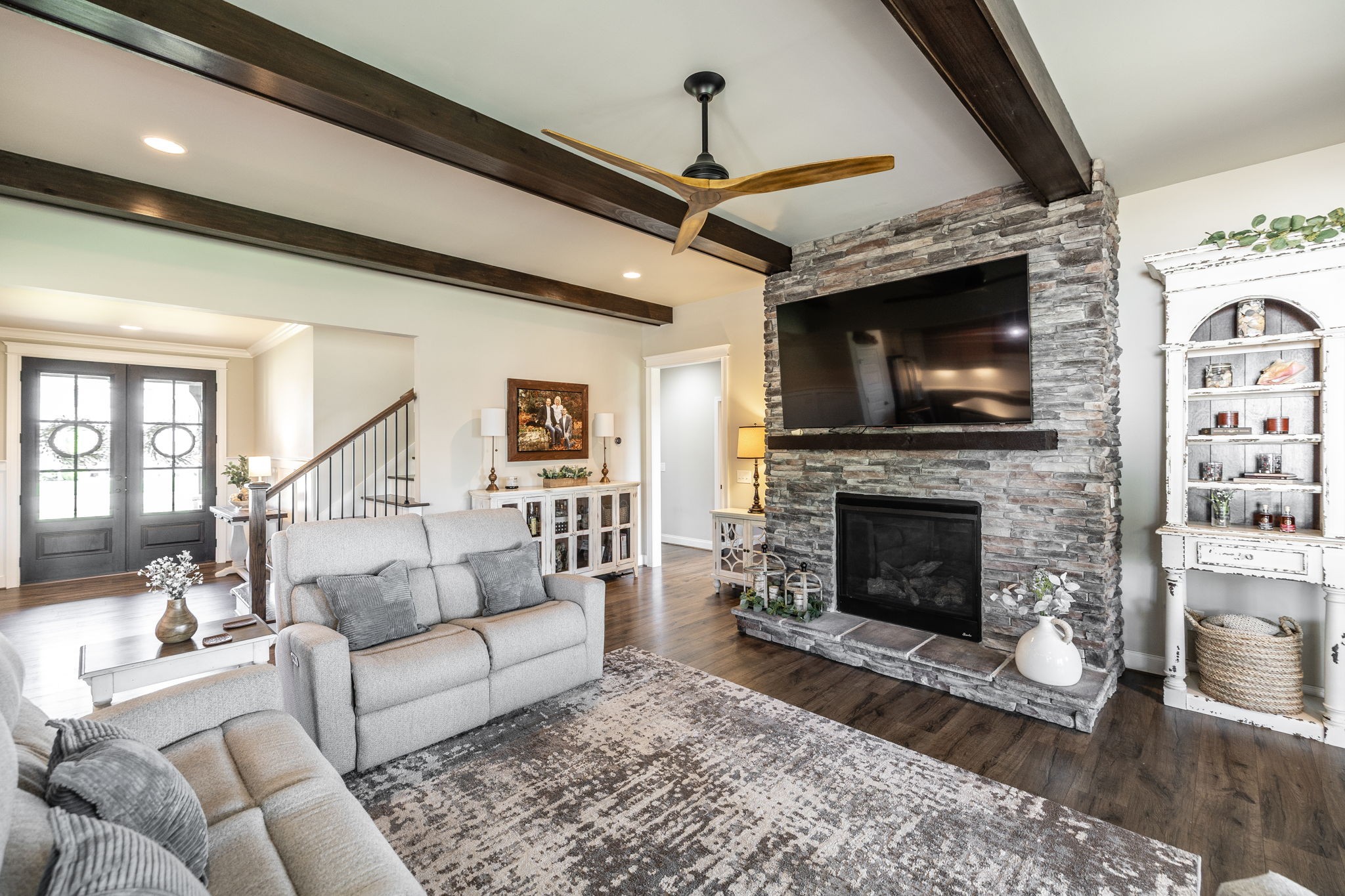 986 Westbrook Dr