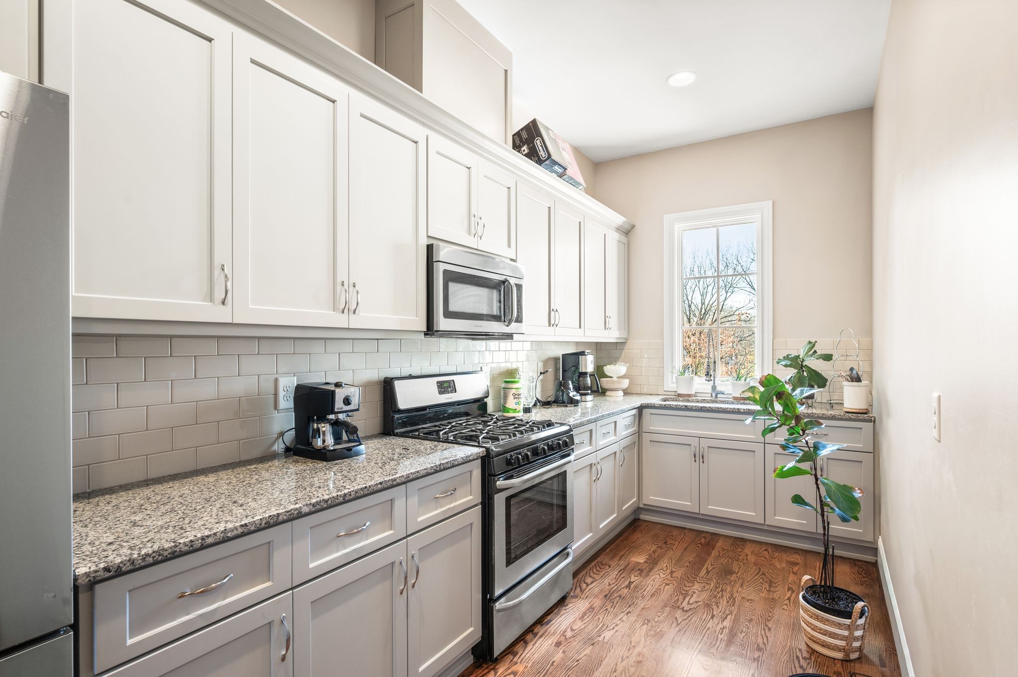 Nashville, Tennessee 37215, United States, 5 Bedrooms Bedrooms, ,5 BathroomsBathrooms,Residential,Active,256952