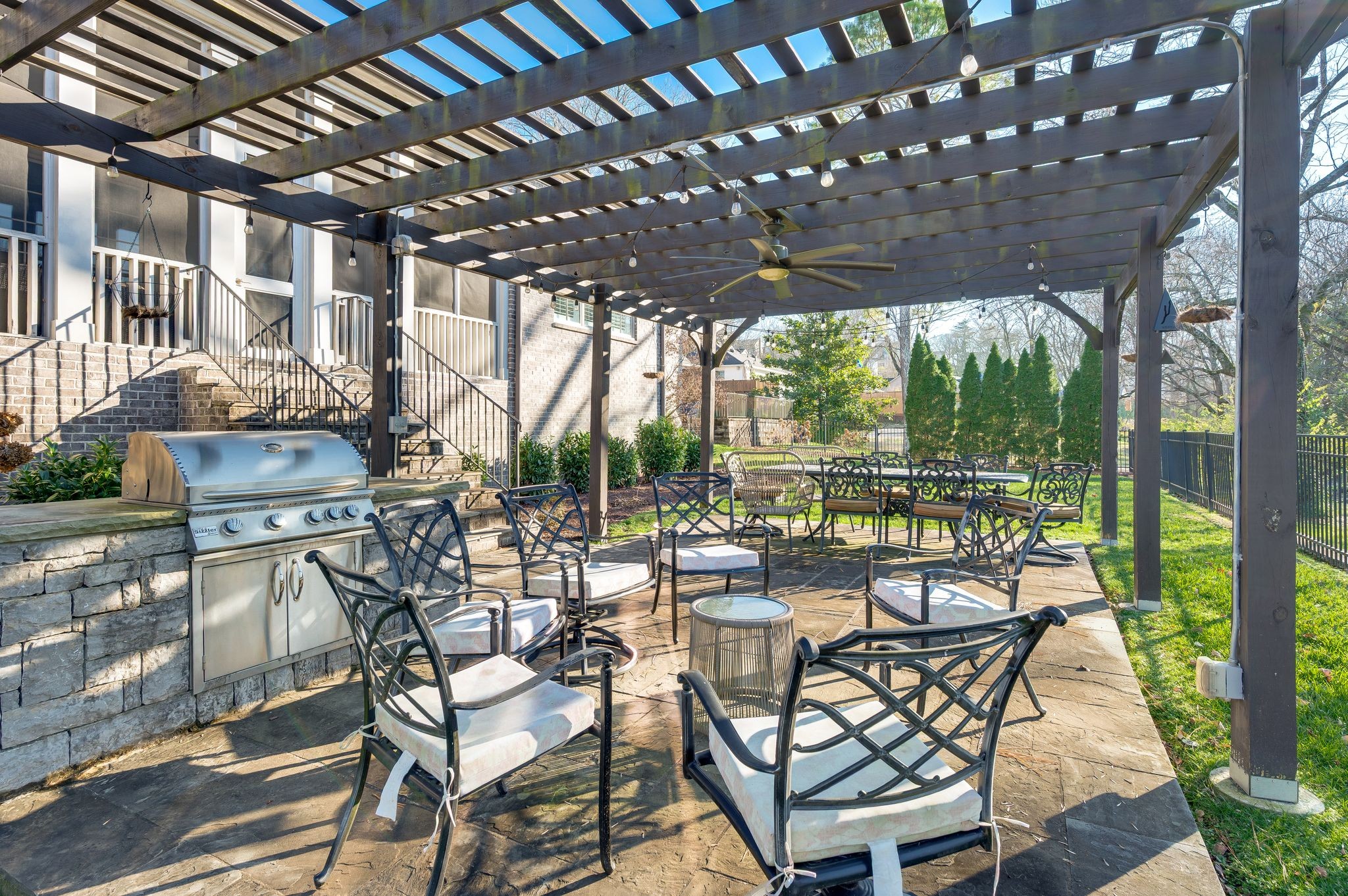 Nashville, Tennessee 37215, United States, 5 Bedrooms Bedrooms, ,5 BathroomsBathrooms,Residential,Active,256952