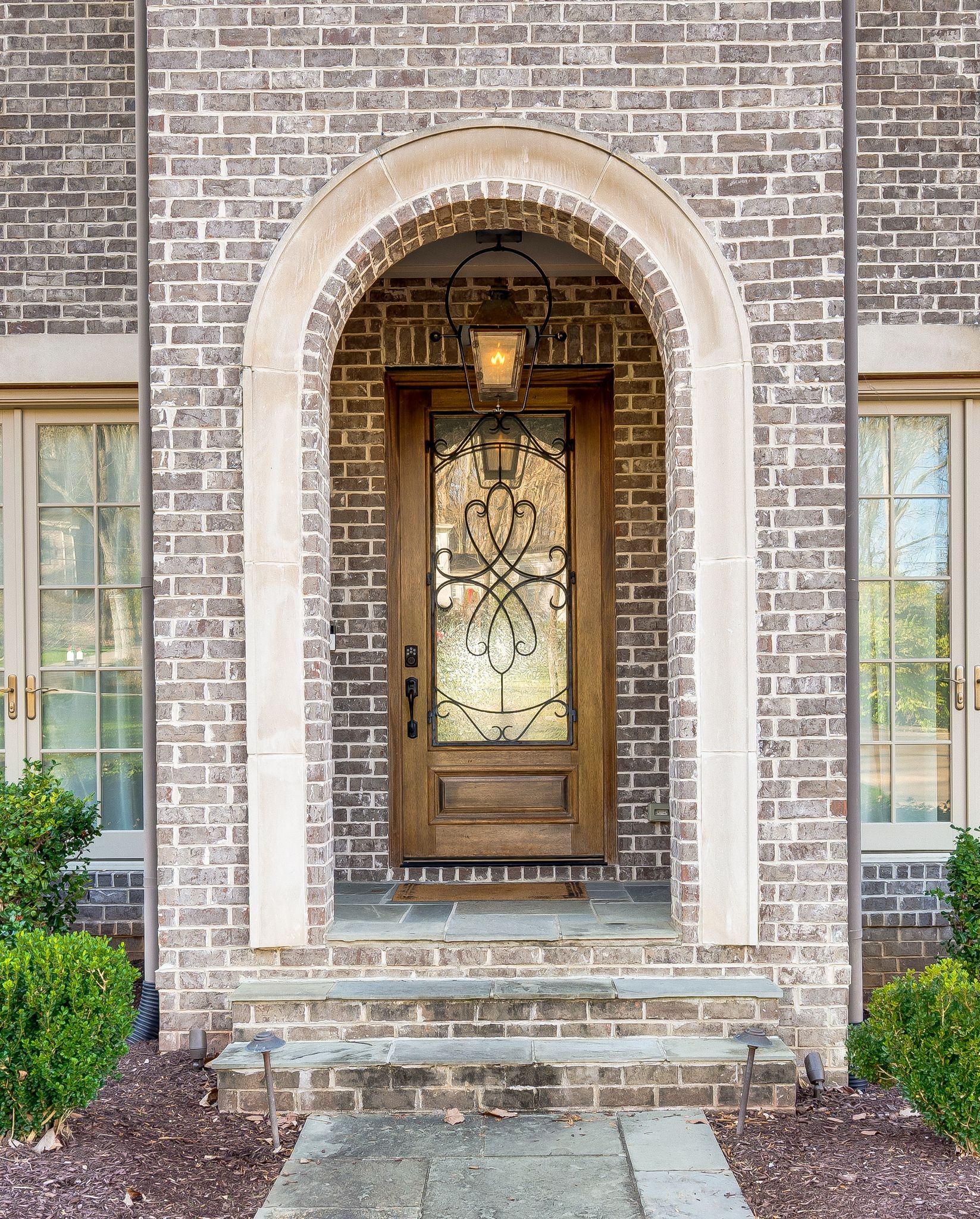 Nashville, Tennessee 37215, United States, 5 Bedrooms Bedrooms, ,5 BathroomsBathrooms,Residential,Active,256952