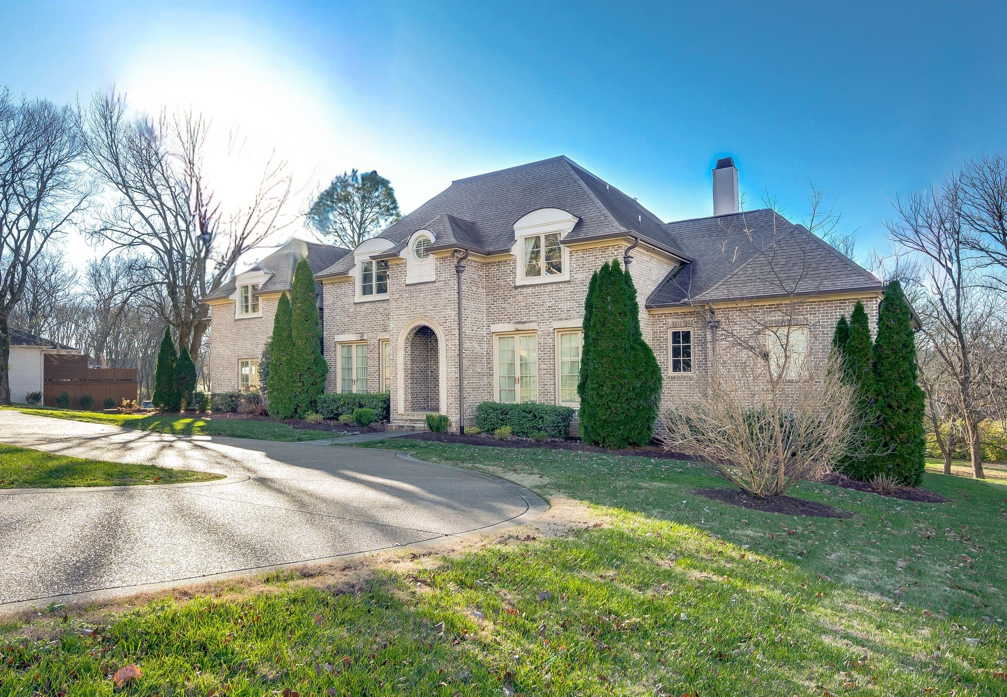 Nashville, Tennessee 37215, United States, 5 Bedrooms Bedrooms, ,5 BathroomsBathrooms,Residential,Active,256952