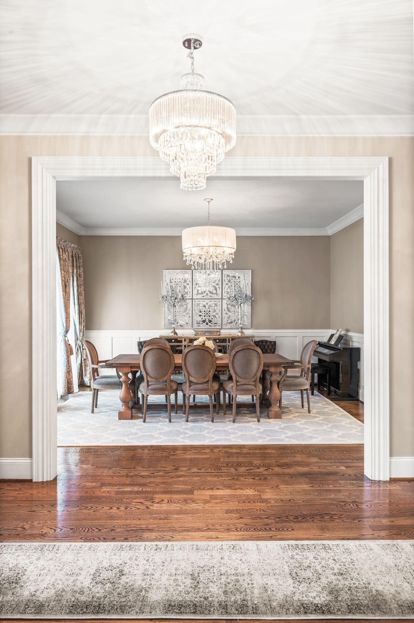 Nashville, Tennessee 37215, United States, 5 Bedrooms Bedrooms, ,5 BathroomsBathrooms,Residential,Active,256952