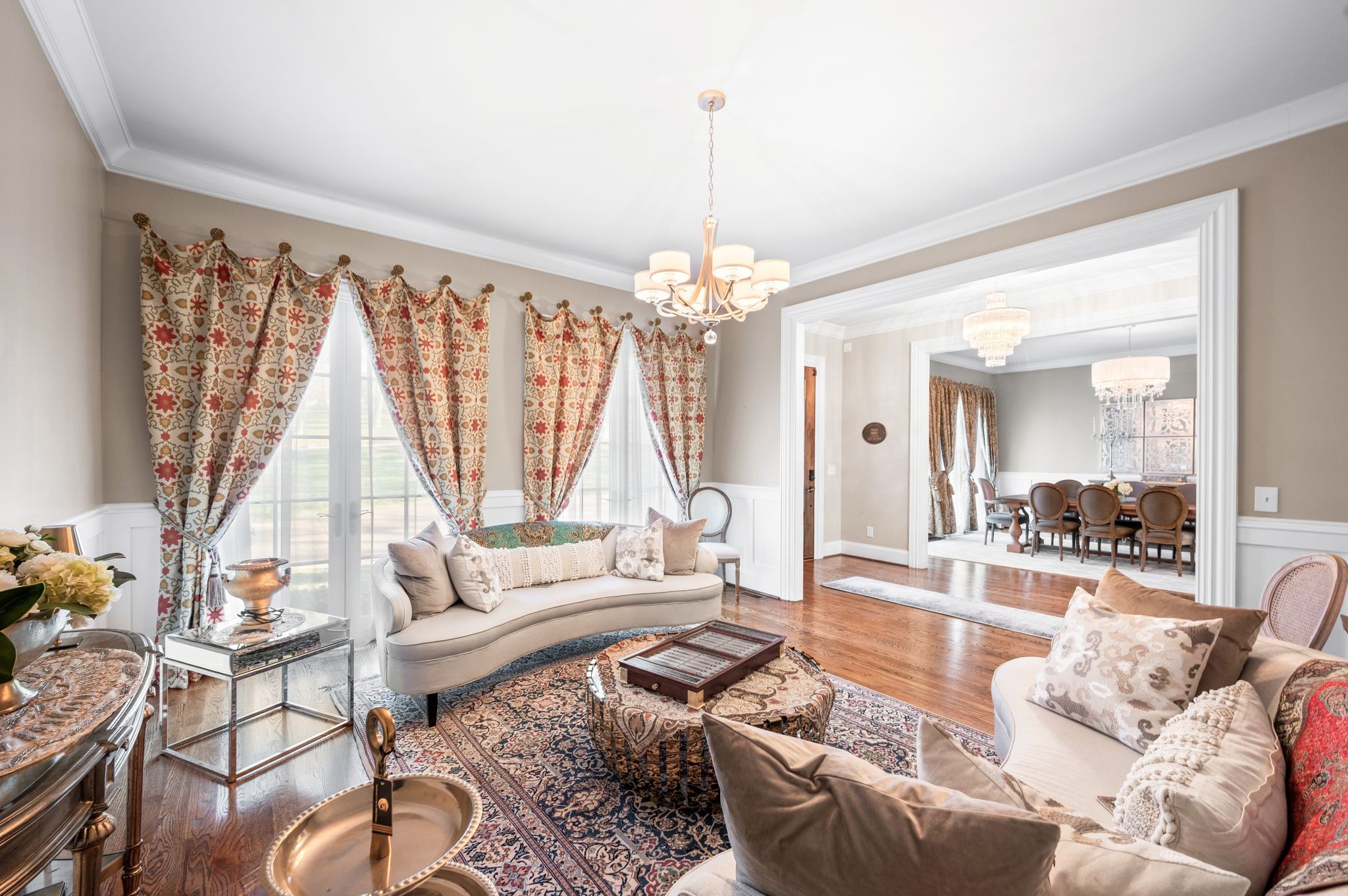 Nashville, Tennessee 37215, United States, 5 Bedrooms Bedrooms, ,5 BathroomsBathrooms,Residential,Active,256952