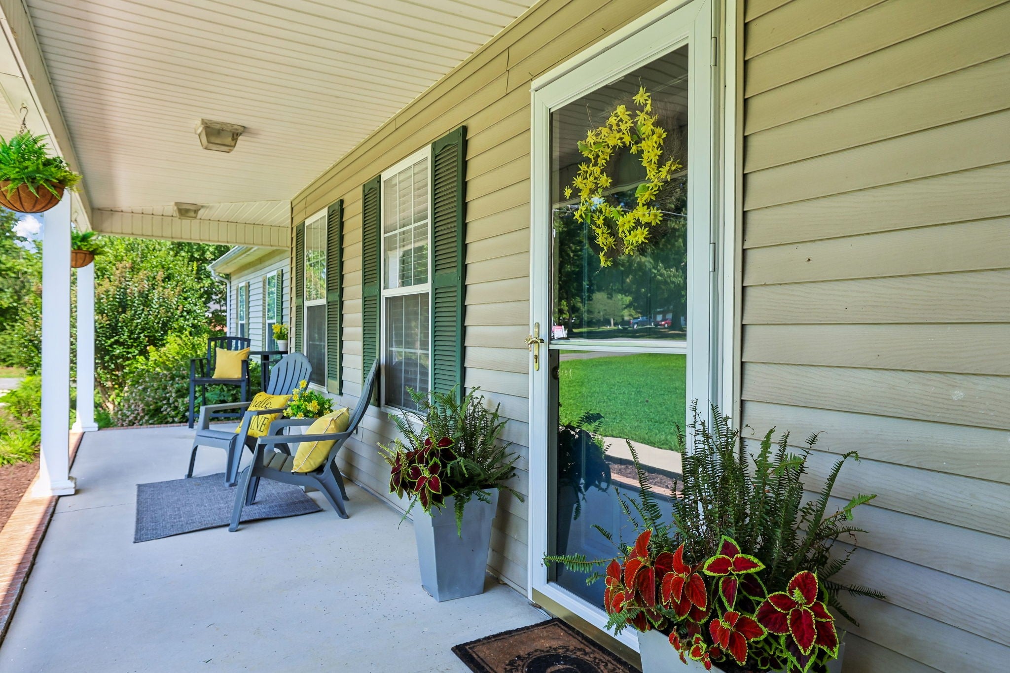 15 Meadowland Dr