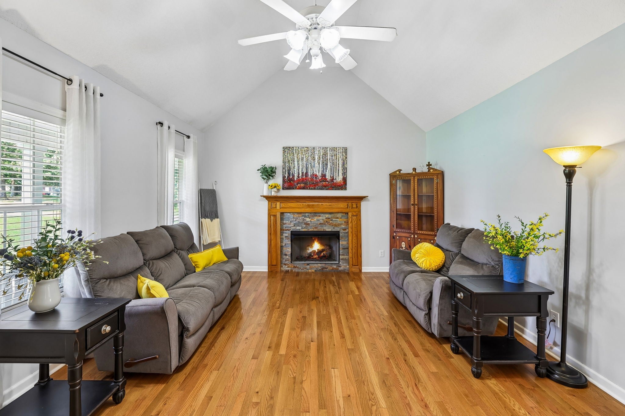 15 Meadowland Dr