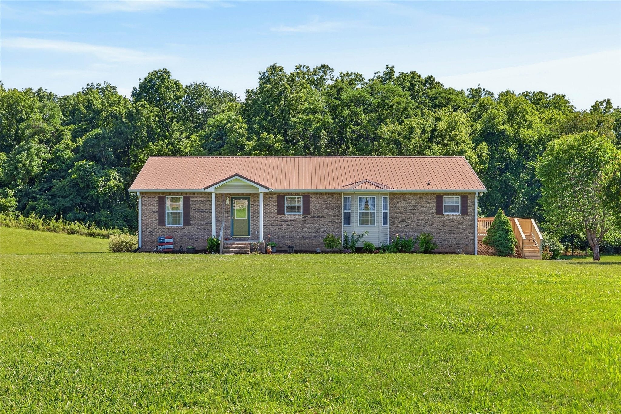 6702 Highway 41 N