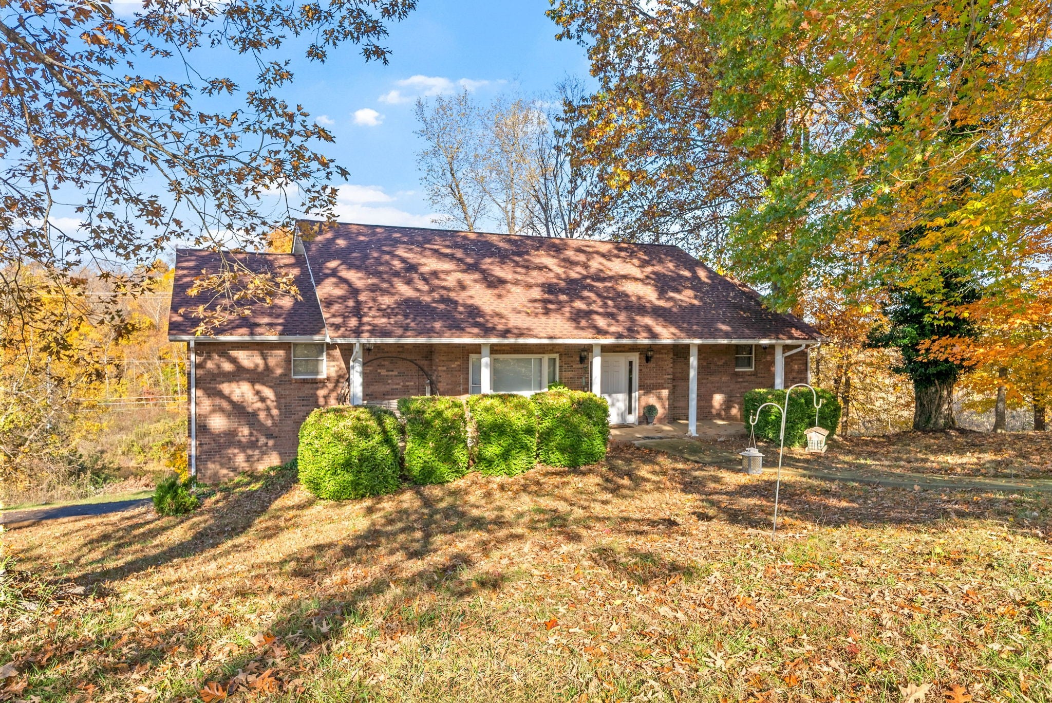 1075 Fuji Ln
