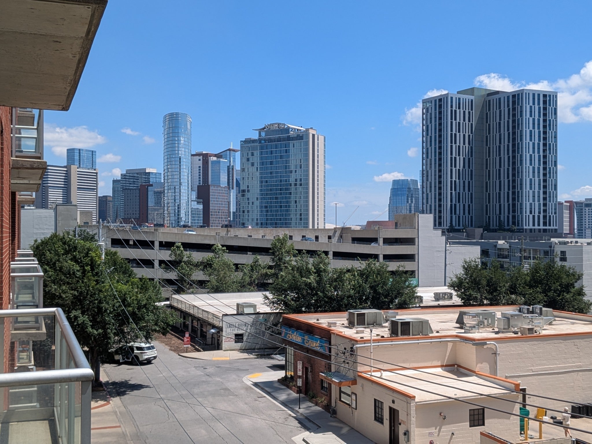 1.0-bed rental at 600 12th Ave S 611
