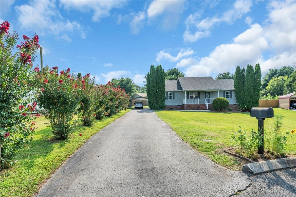 50 Regan Ct