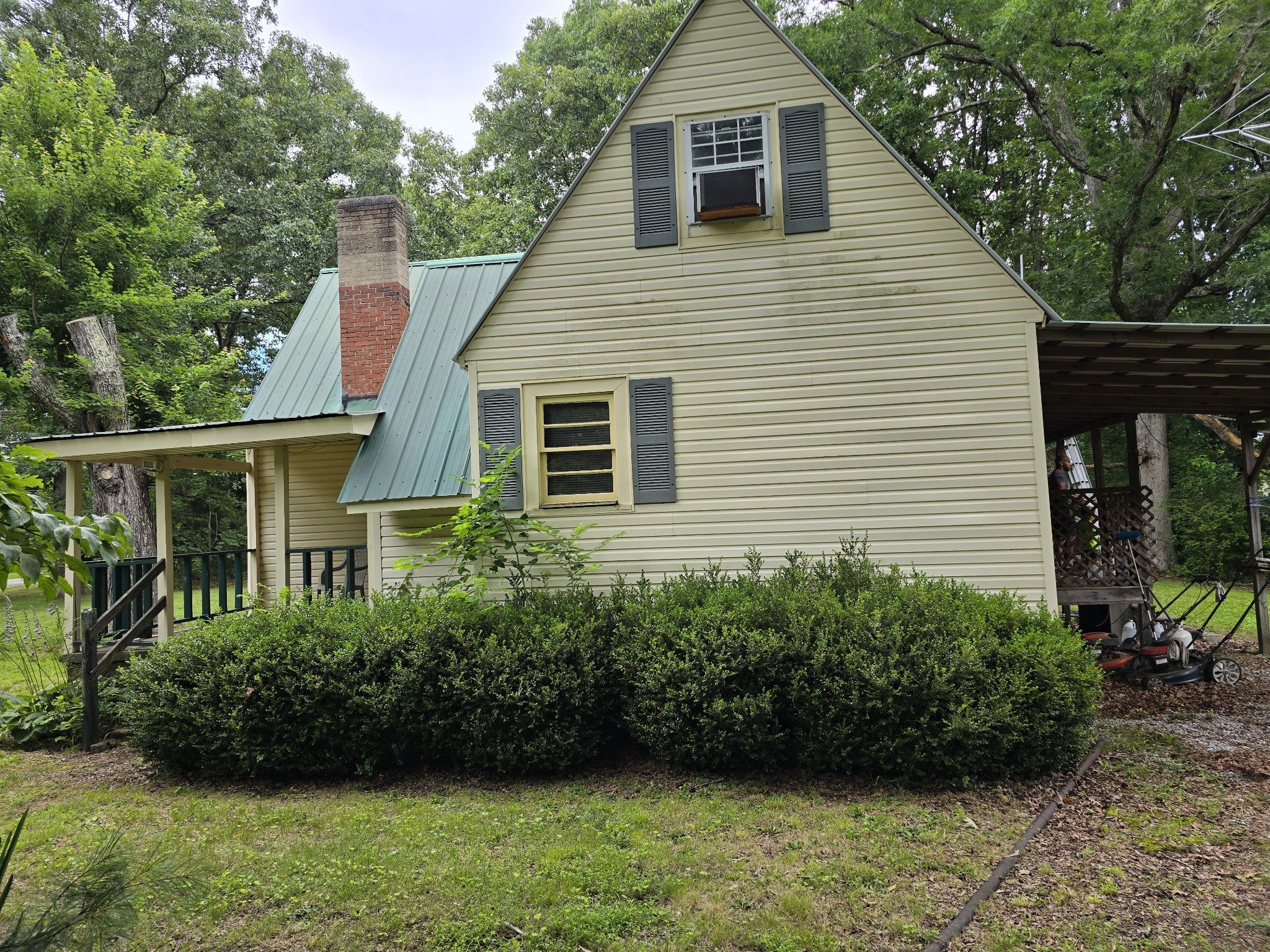 176 Parks Rd