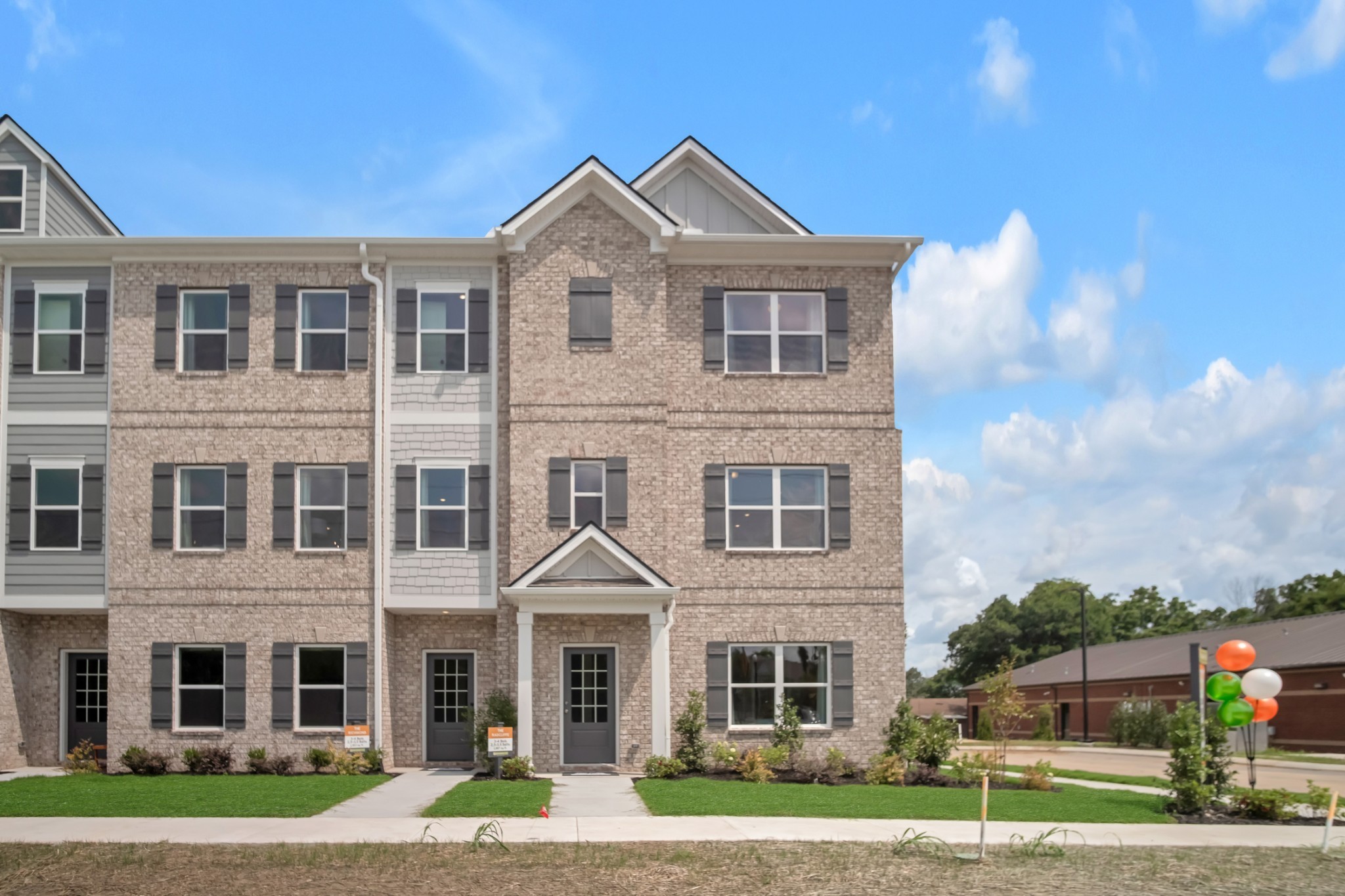 208 Sweetbriar Way