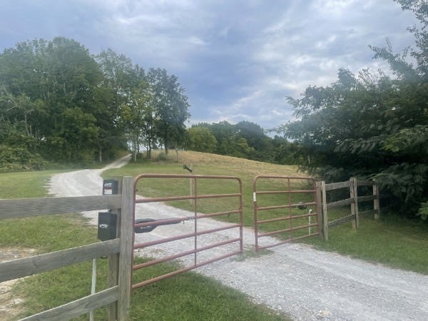 1345 Webb Rd
