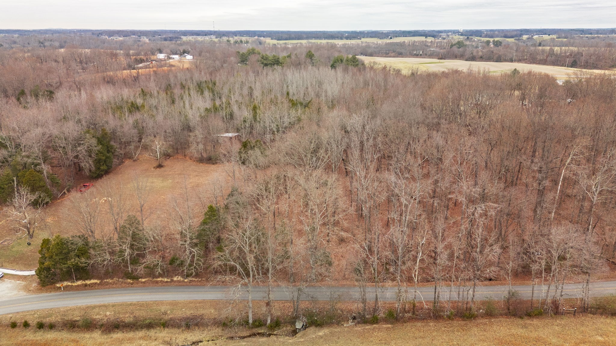 512 N Happy Hollow Road