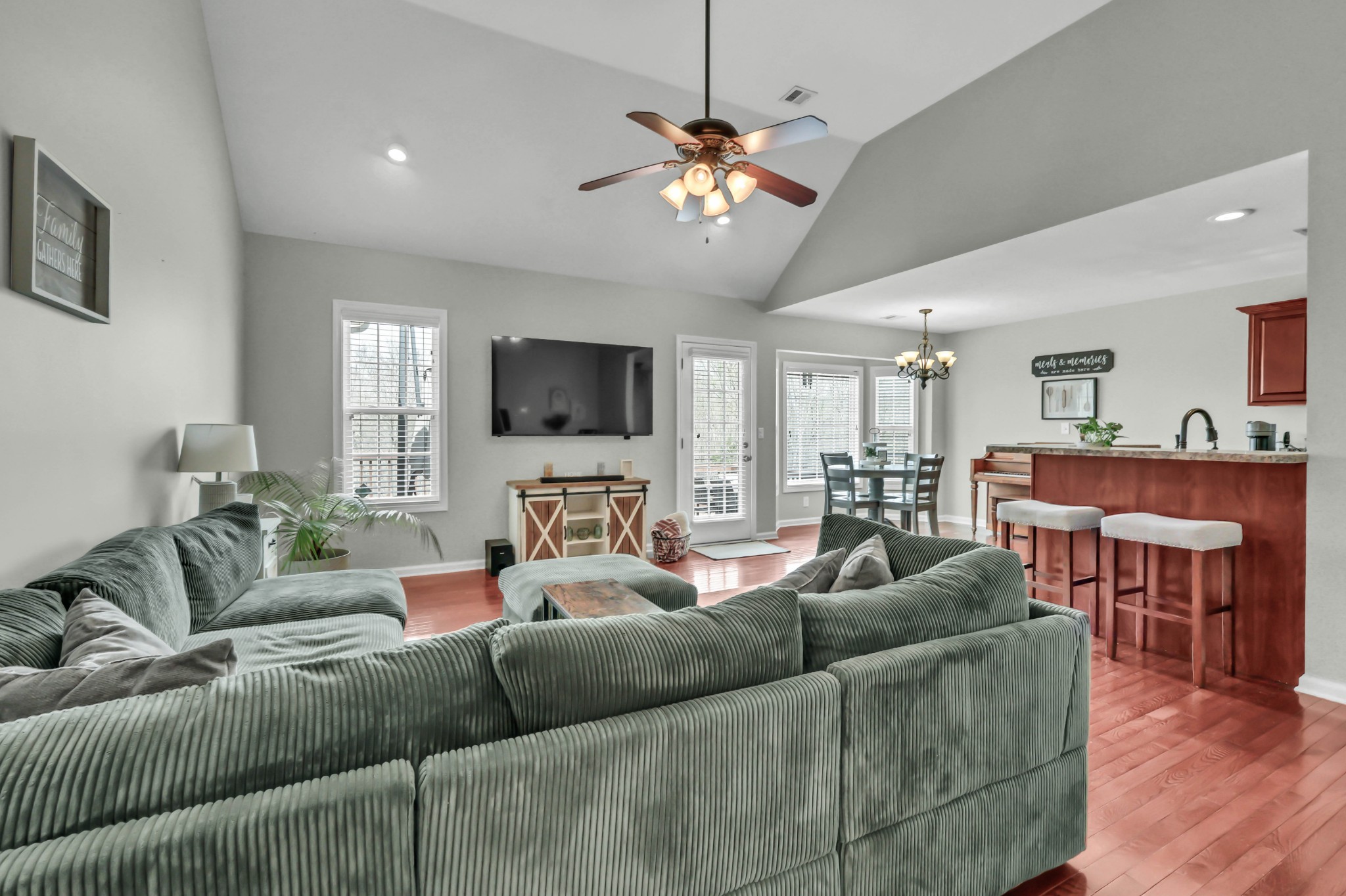 2581 Alex Overlook Way