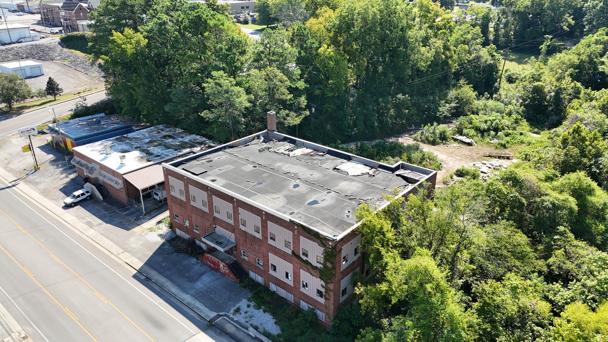 309 W Lincoln St