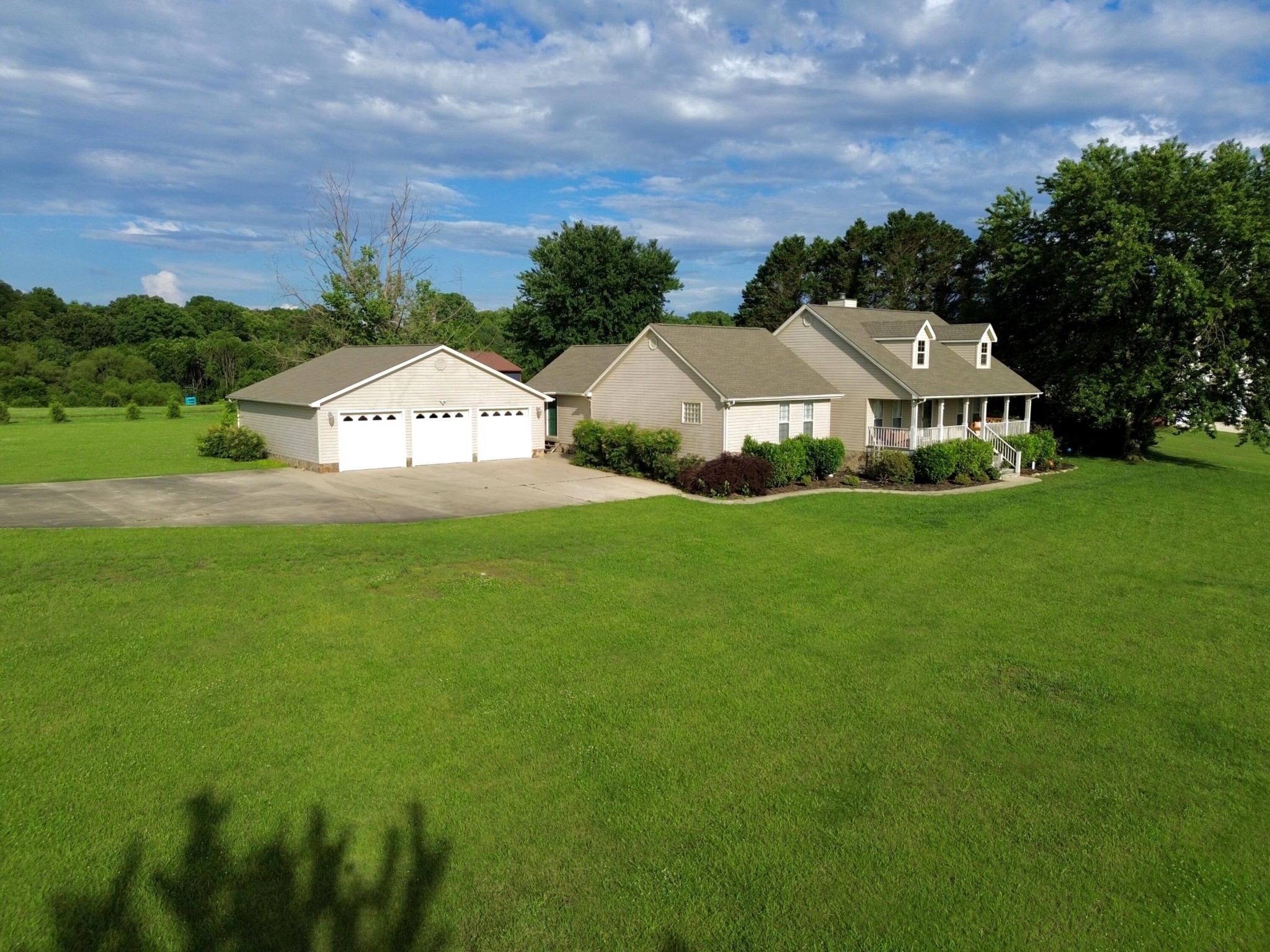 799 Riverbend Drive