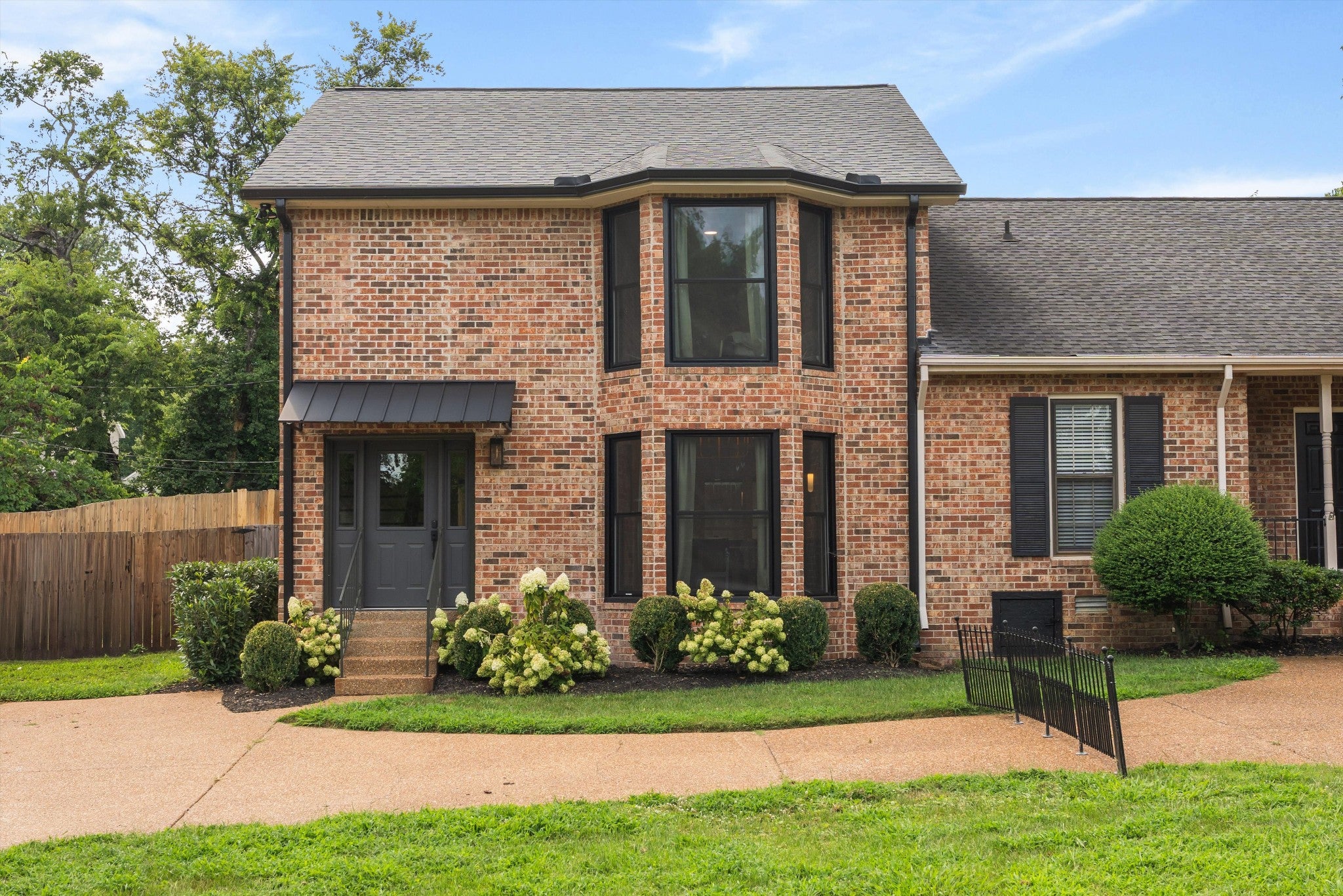 3-bed listing at 4421 Belmont Park Ter, Nashville