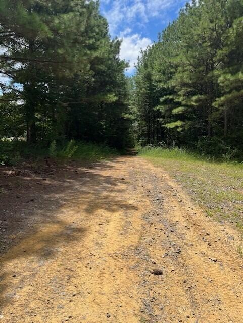 123 Retro Hughes Road