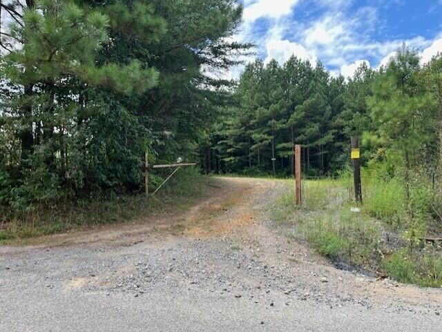 123 Retro Hughes Road