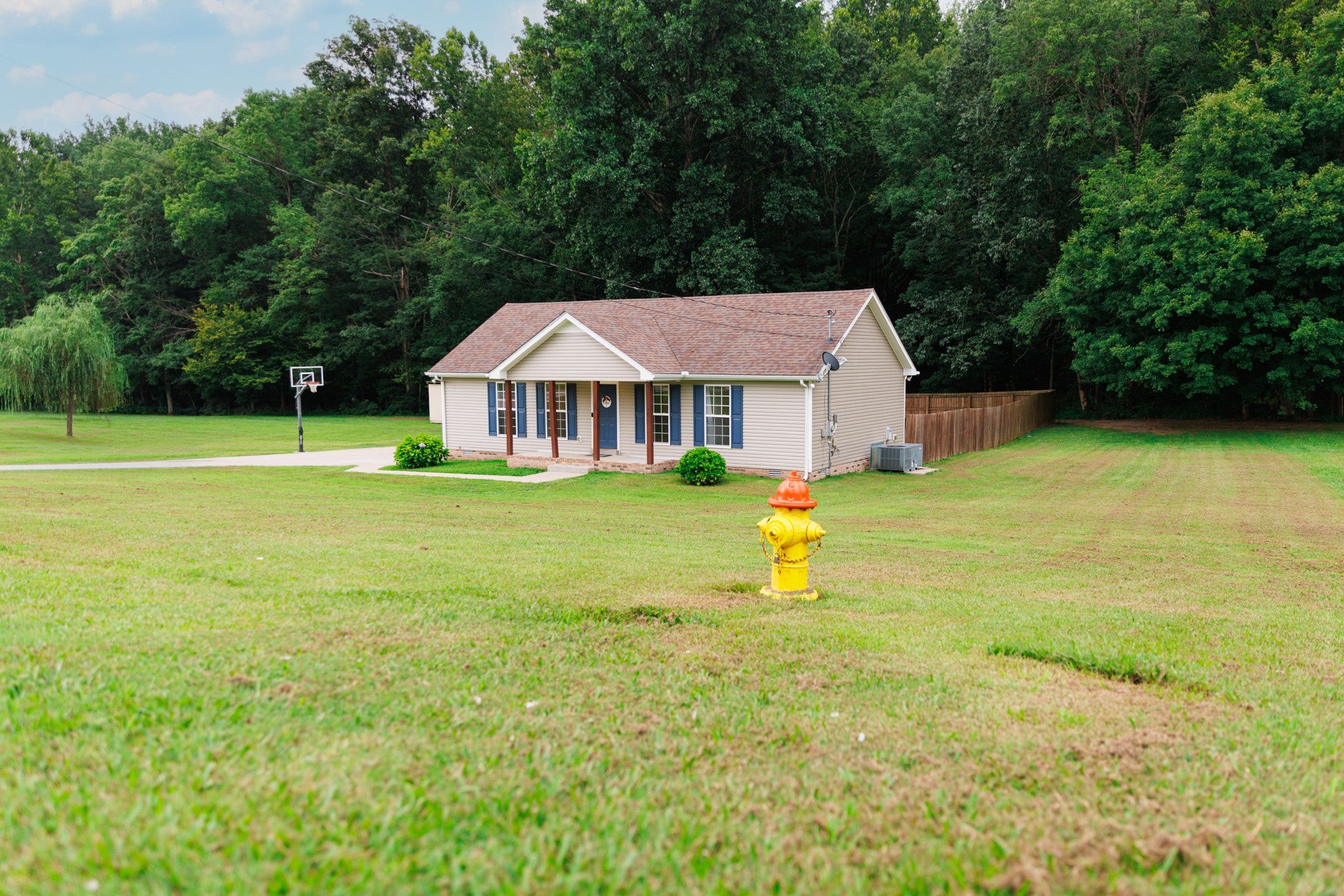 1421 Saint Paul Rd