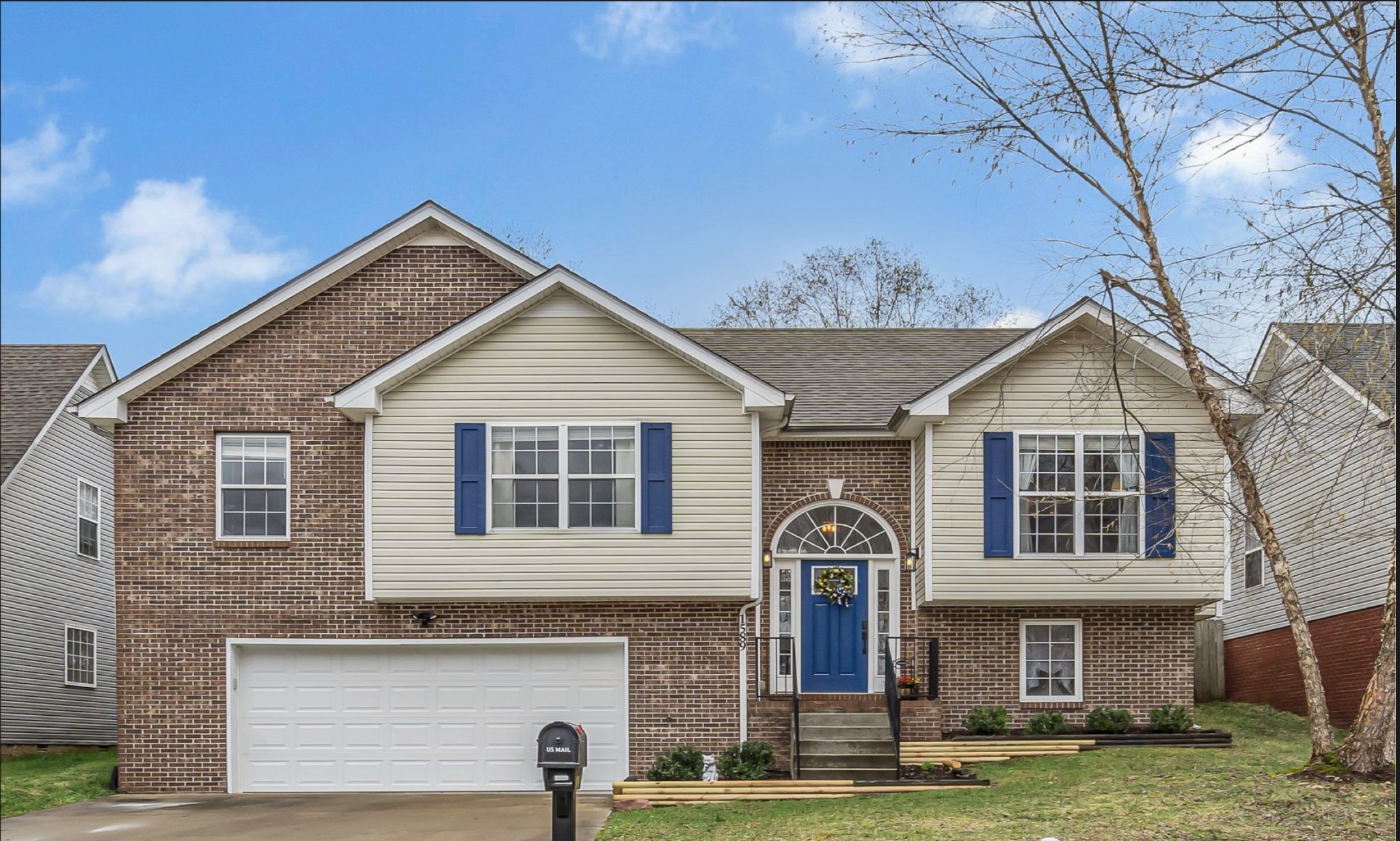 1589 Hedgewood Rd