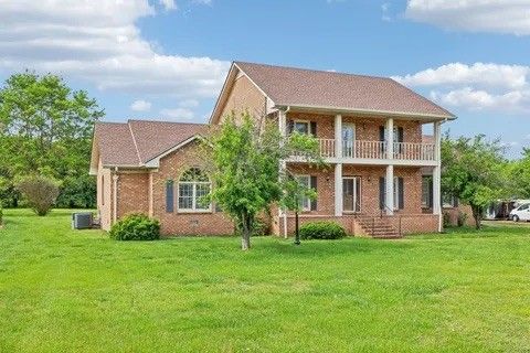 2216 Ewing Dr Lebanon TN 37087
