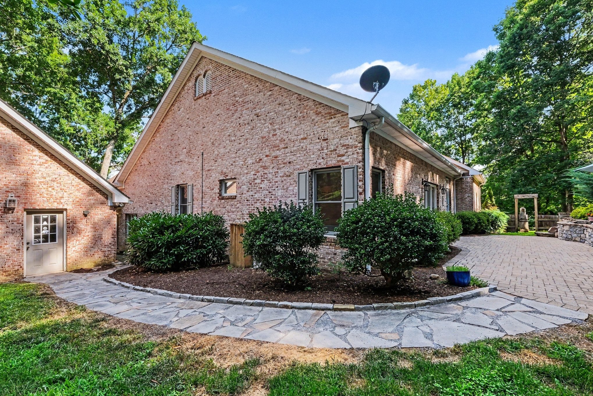 4478 Gosey Hill Rd, Franklin TN 37064 3-bed home, photo 3 of 30