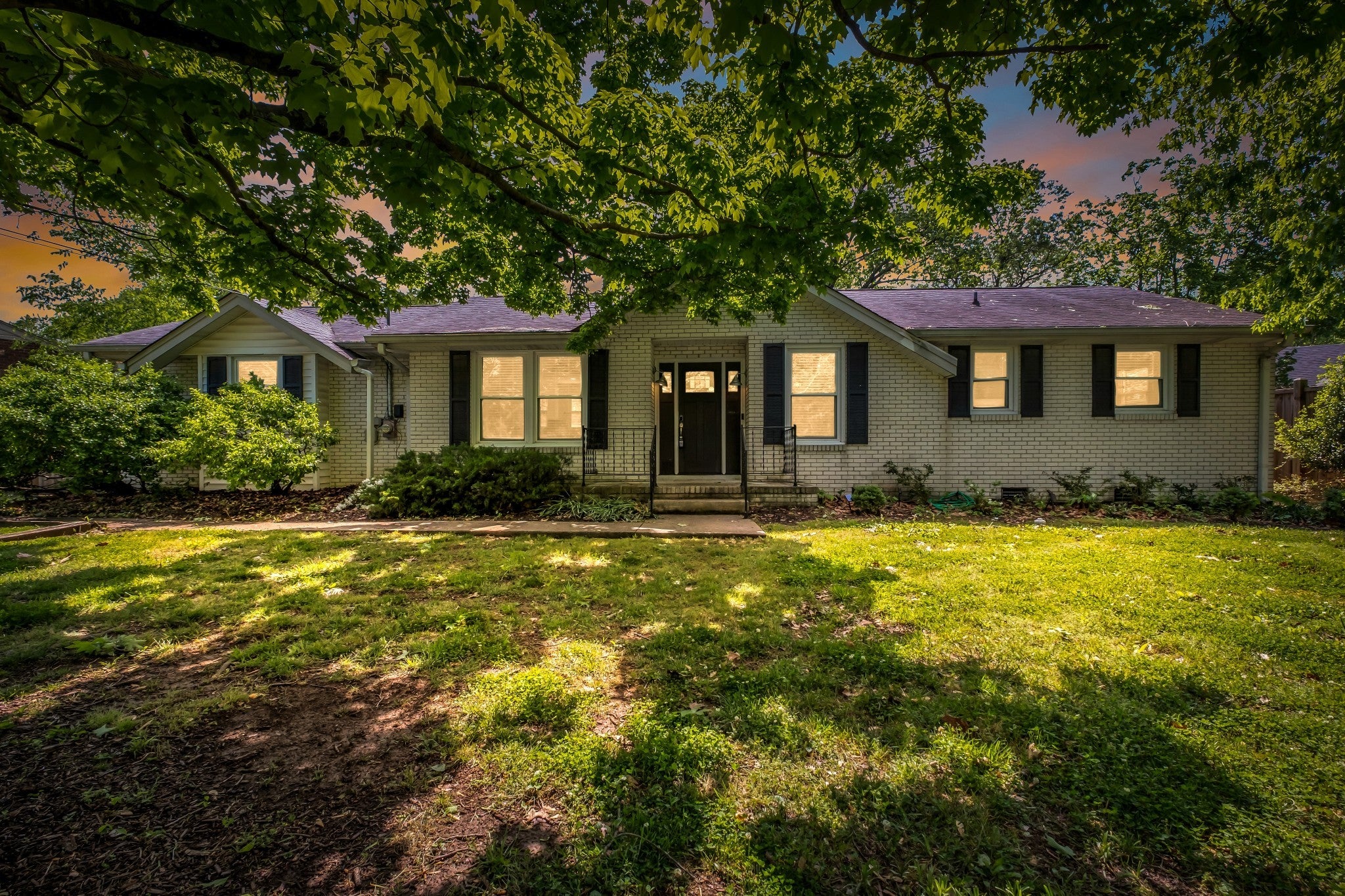 3-bed home for sale in Nashville, TN 37221, 138 Carriage Dr 138 Carriage Dr, Nashville TN 37221 3-bed home, photo 4 of 31