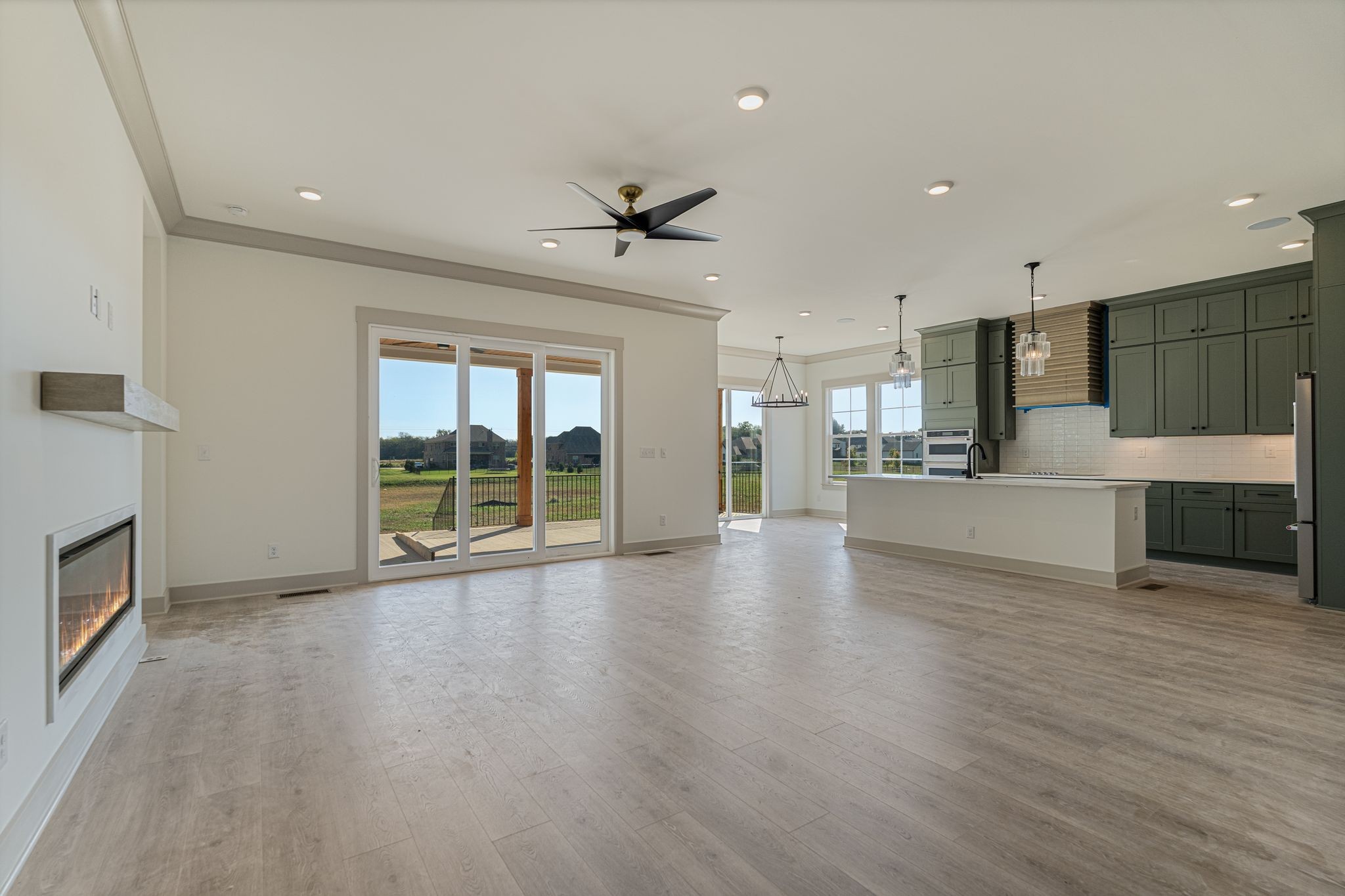 5509 E Overall Creek Rd