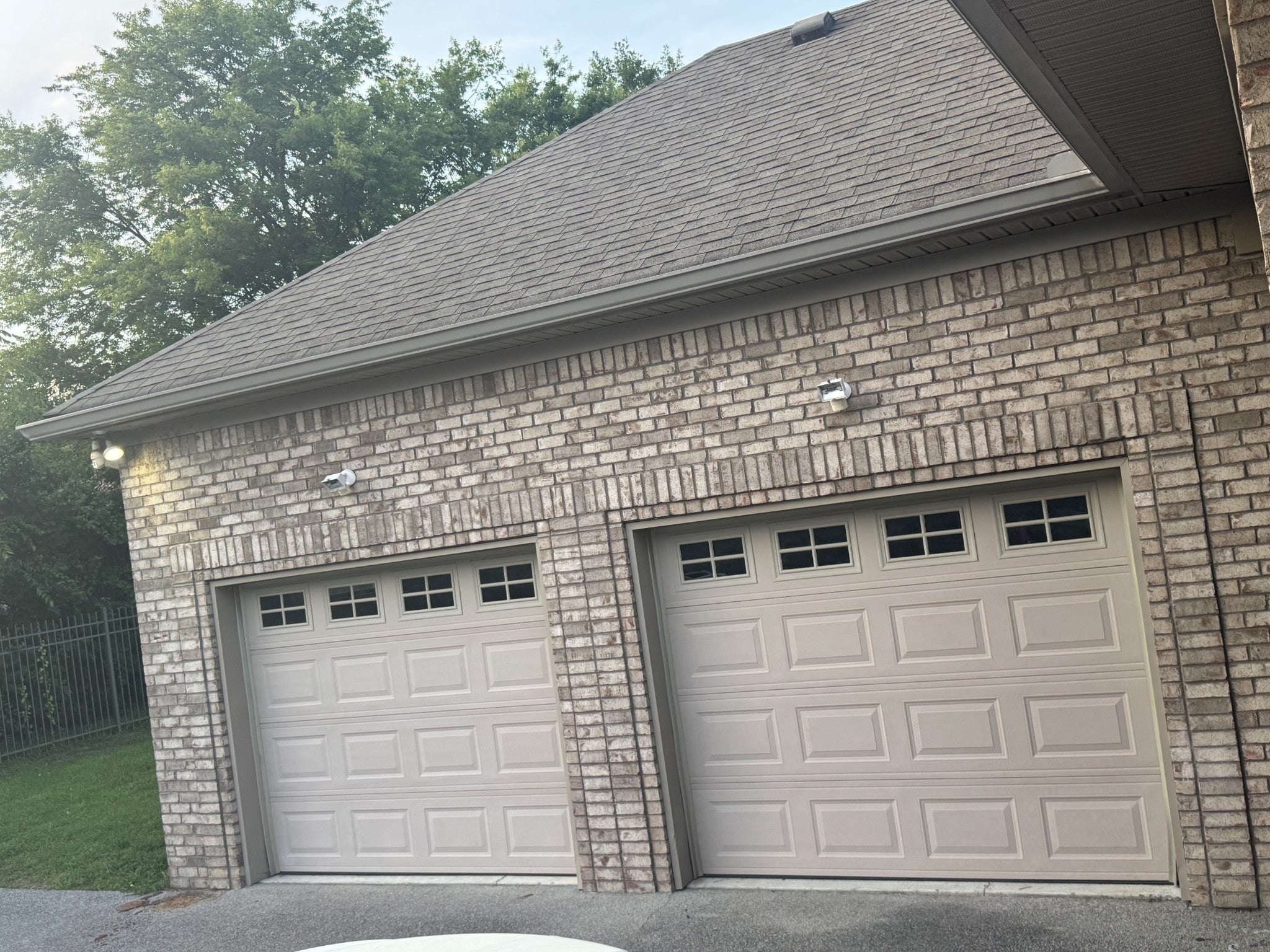 1719 River Dr