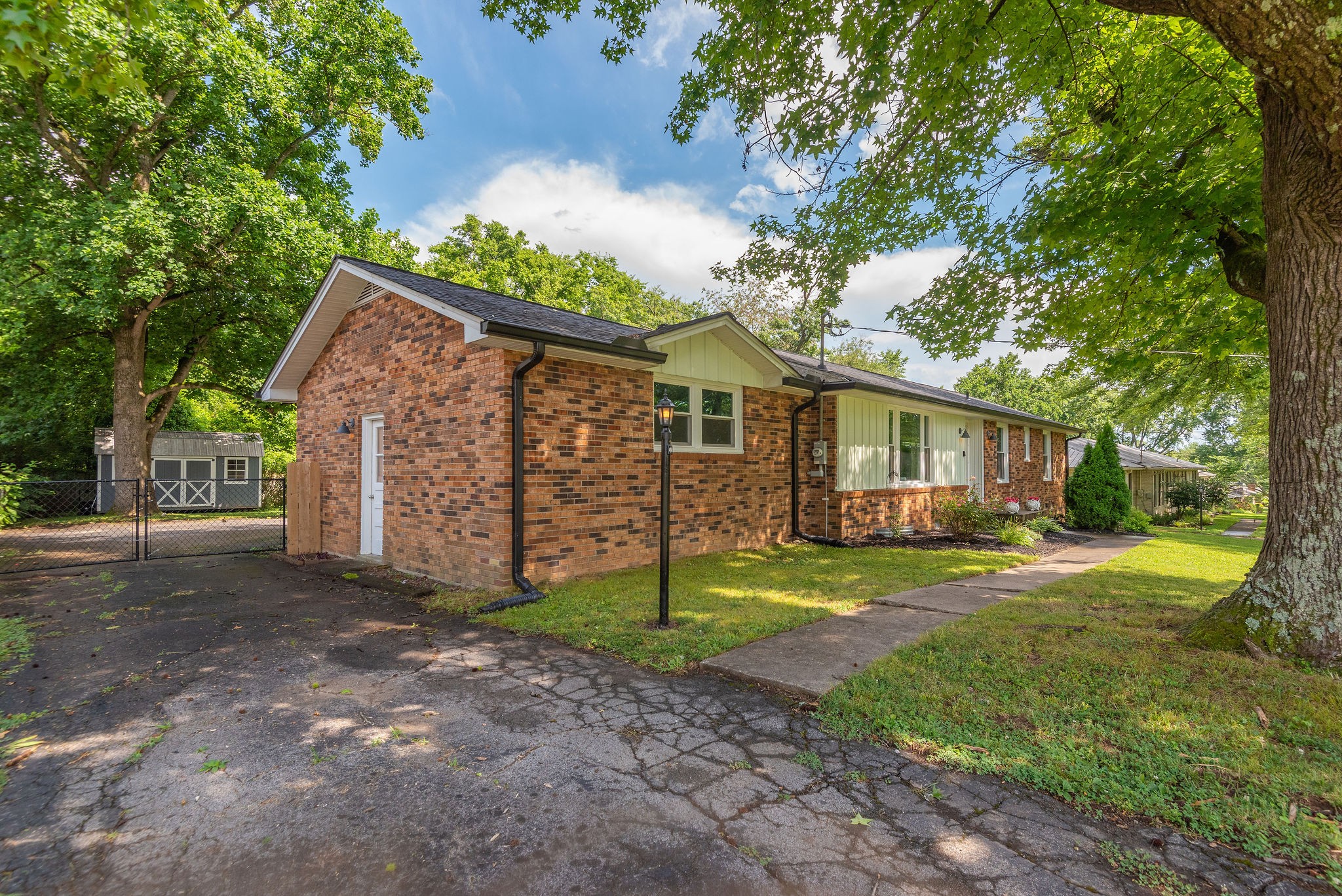 126 Greenyards Pl