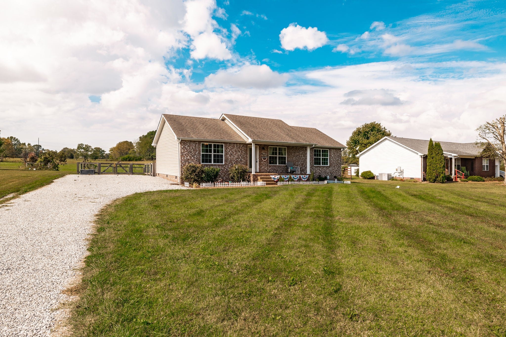 1063 Deasy Ln
