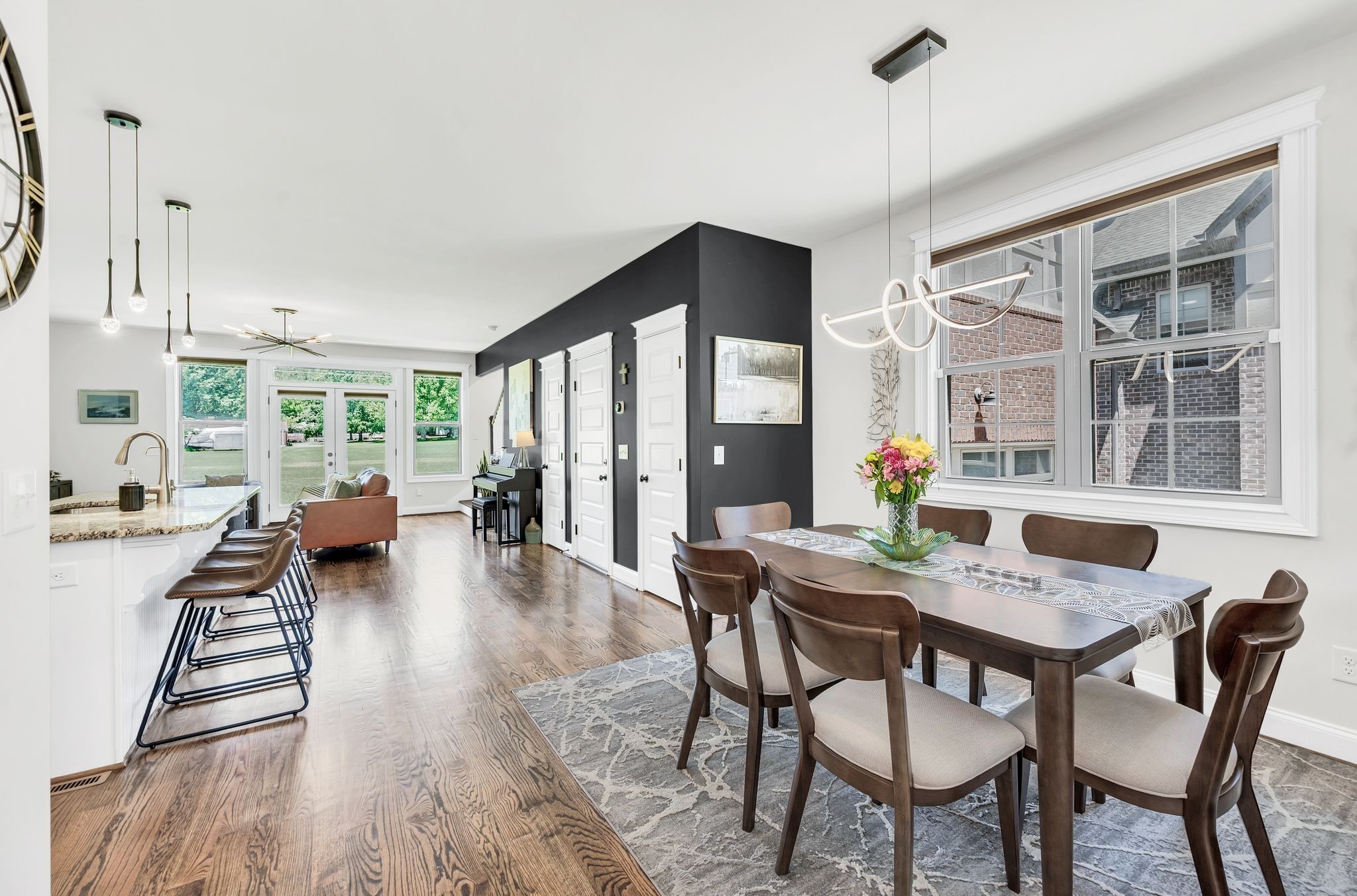 Nashville, Tennessee 37214, United States, 3 Bedrooms Bedrooms, ,3 BathroomsBathrooms,Residential,Active,219787