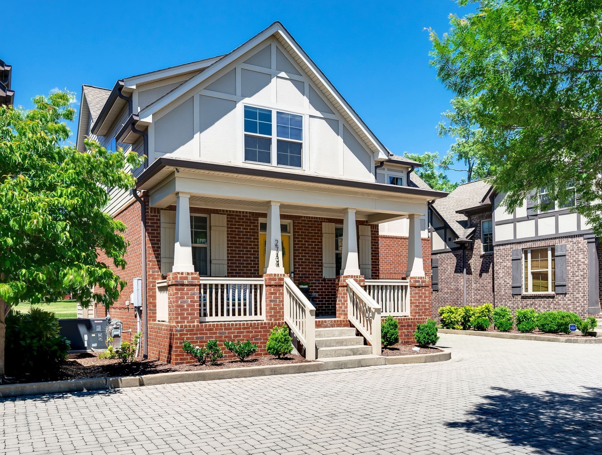 Nashville, Tennessee 37214, United States, 3 Bedrooms Bedrooms, ,3 BathroomsBathrooms,Residential,Active,219787