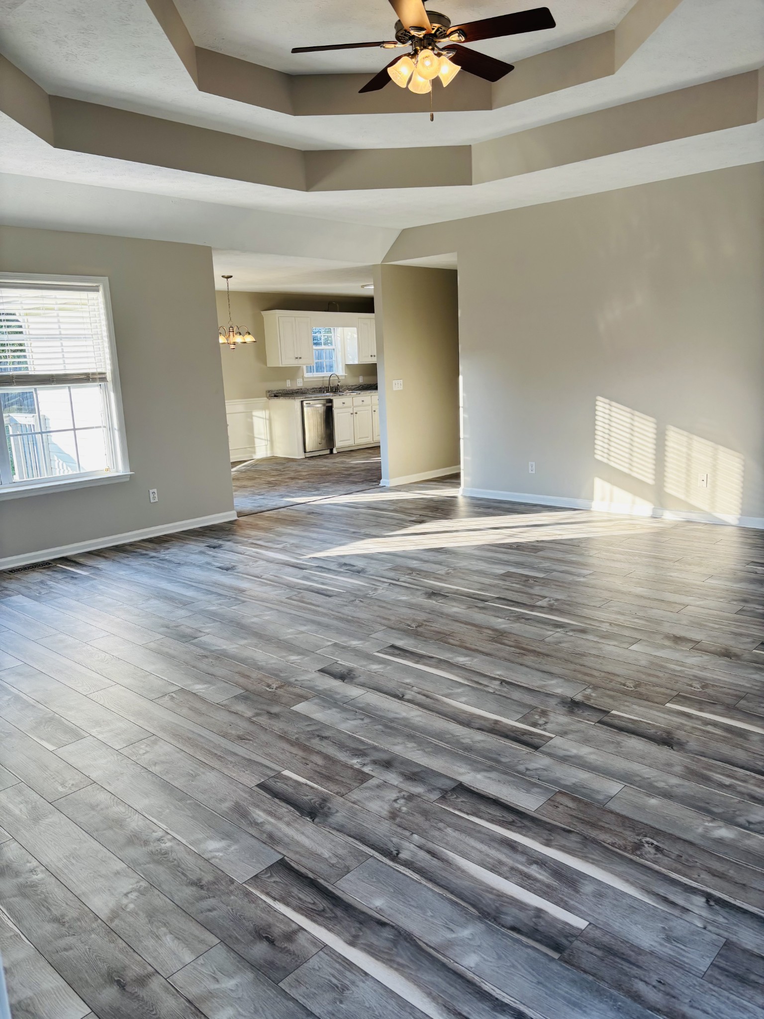 61 Sandstone Ct