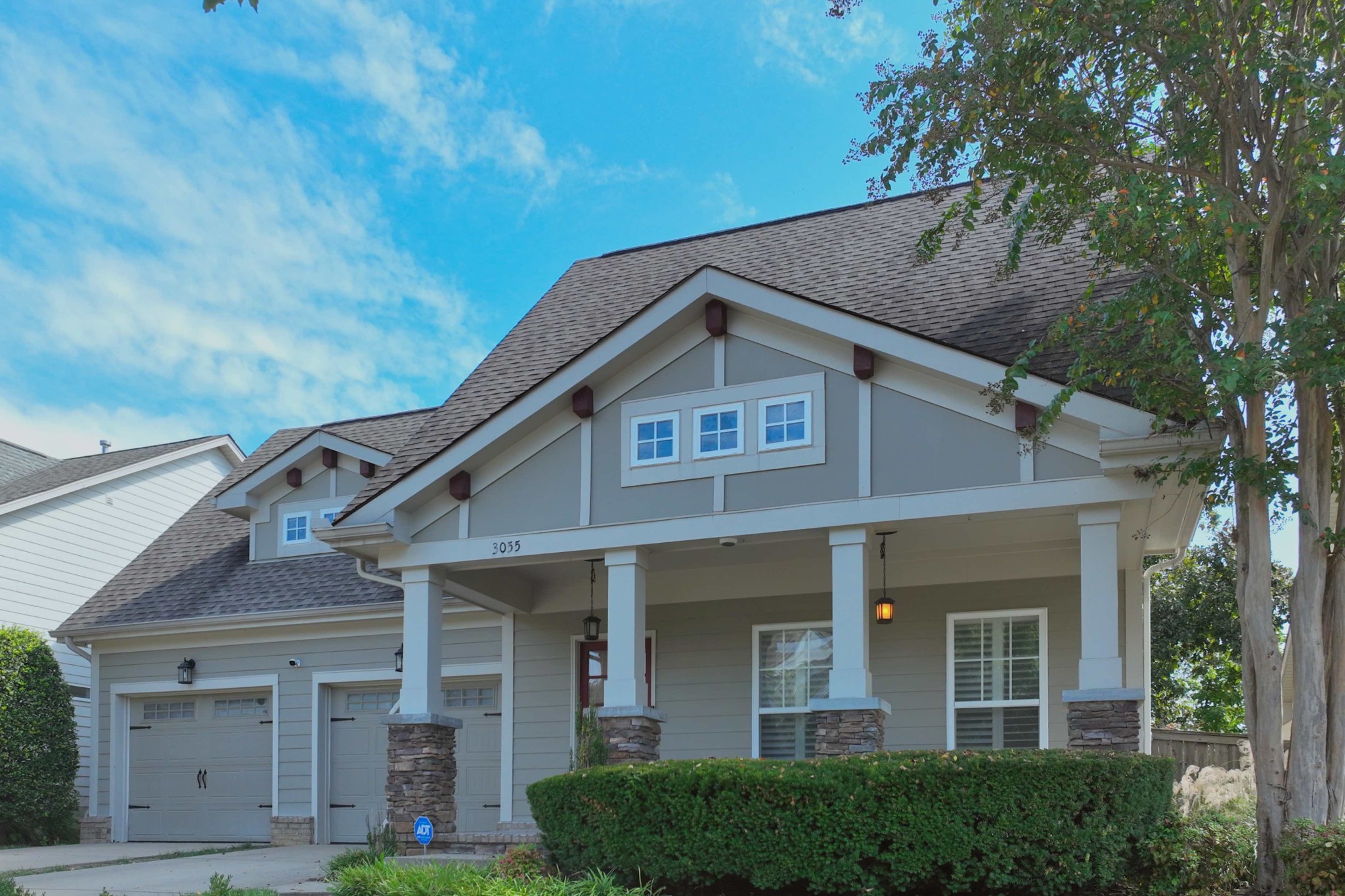 3055 Kirkland Cir