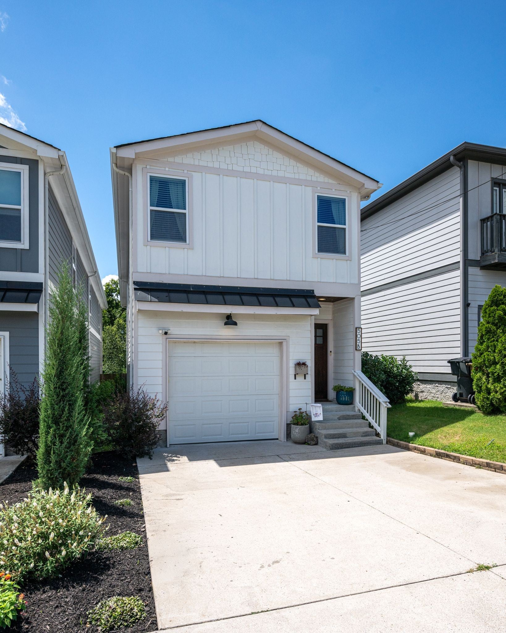 3-bed condo for sale in Nashville, TN 37209, 505b Eastboro Dr 505b Eastboro Dr, Nashville TN 37209 3-bed condo, photo 1 of 27