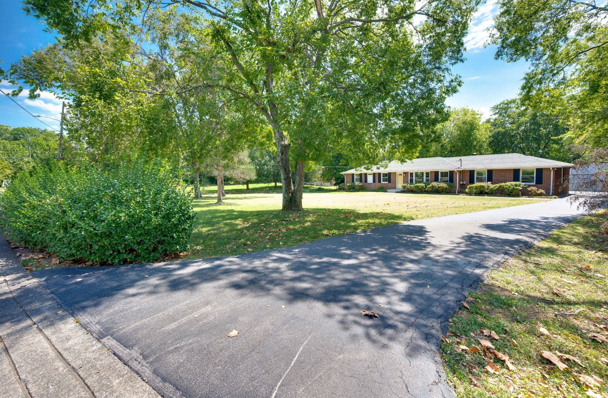 570 Joyce Ln
