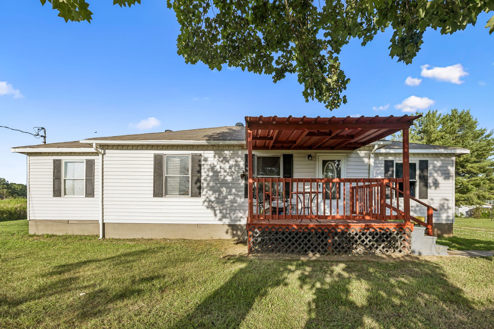 537 Isbell Ln