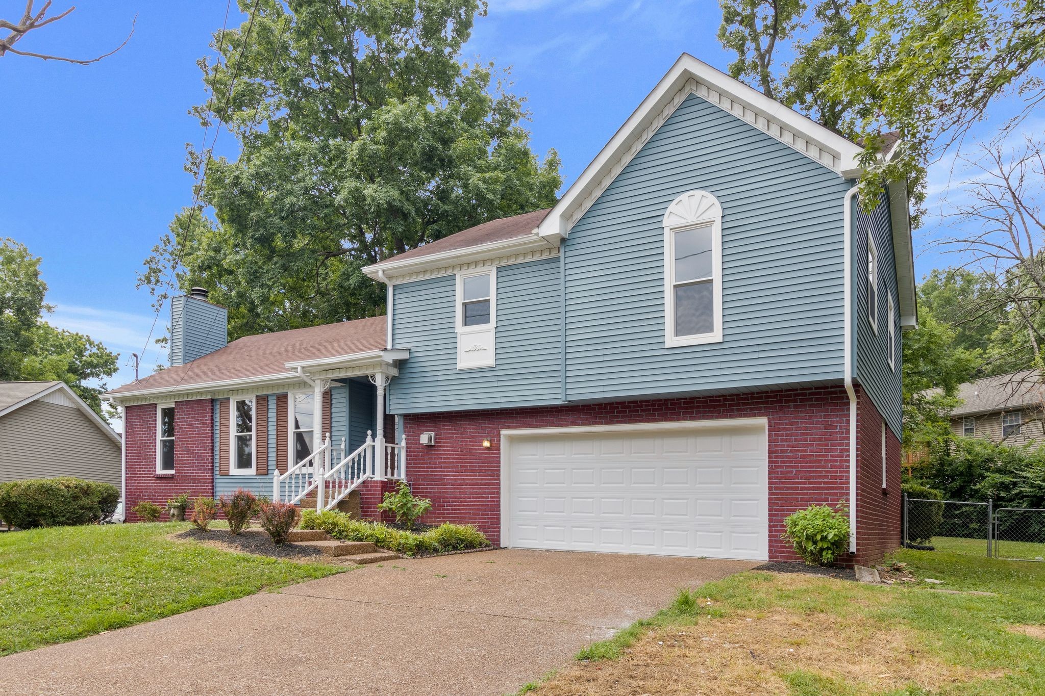 3405 Country Ridge Dr