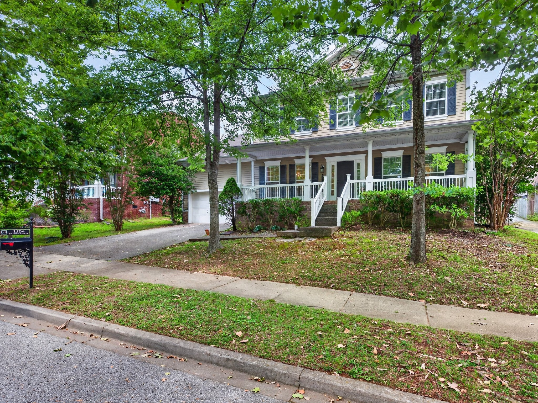 5-bed listing at 1504 Braden Cir, Franklin