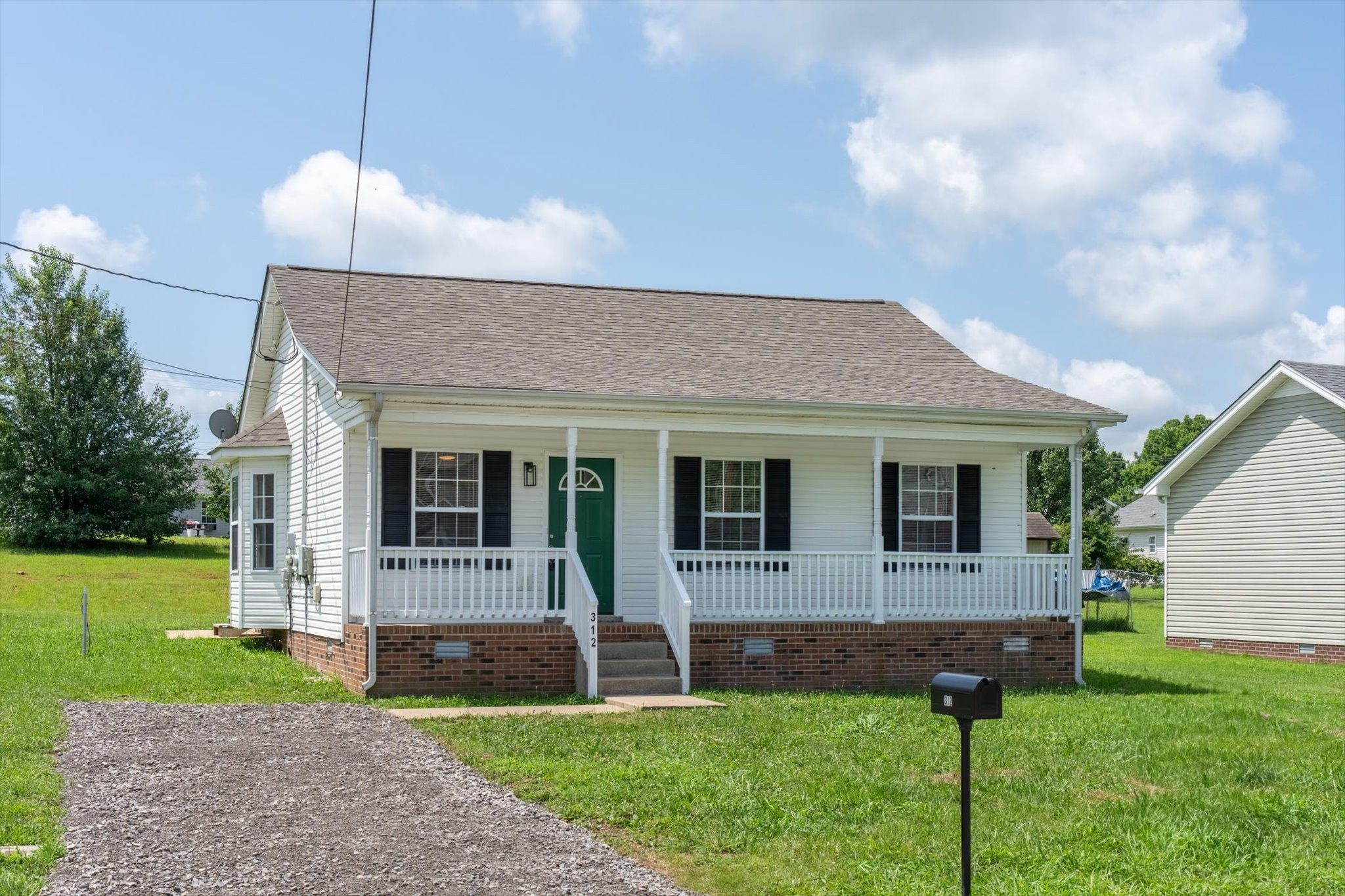 312 Lansinger Ln