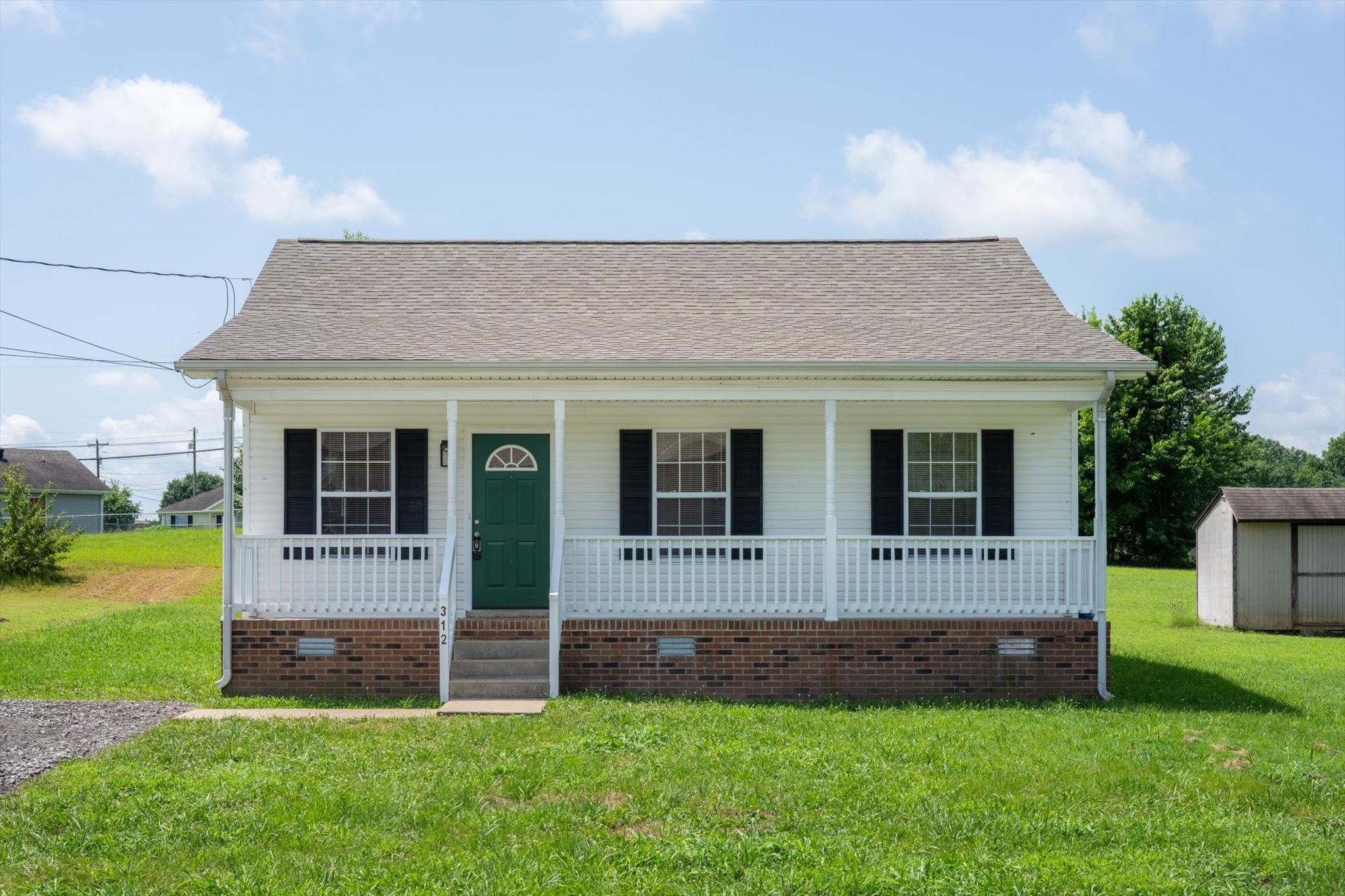 312 Lansinger Ln