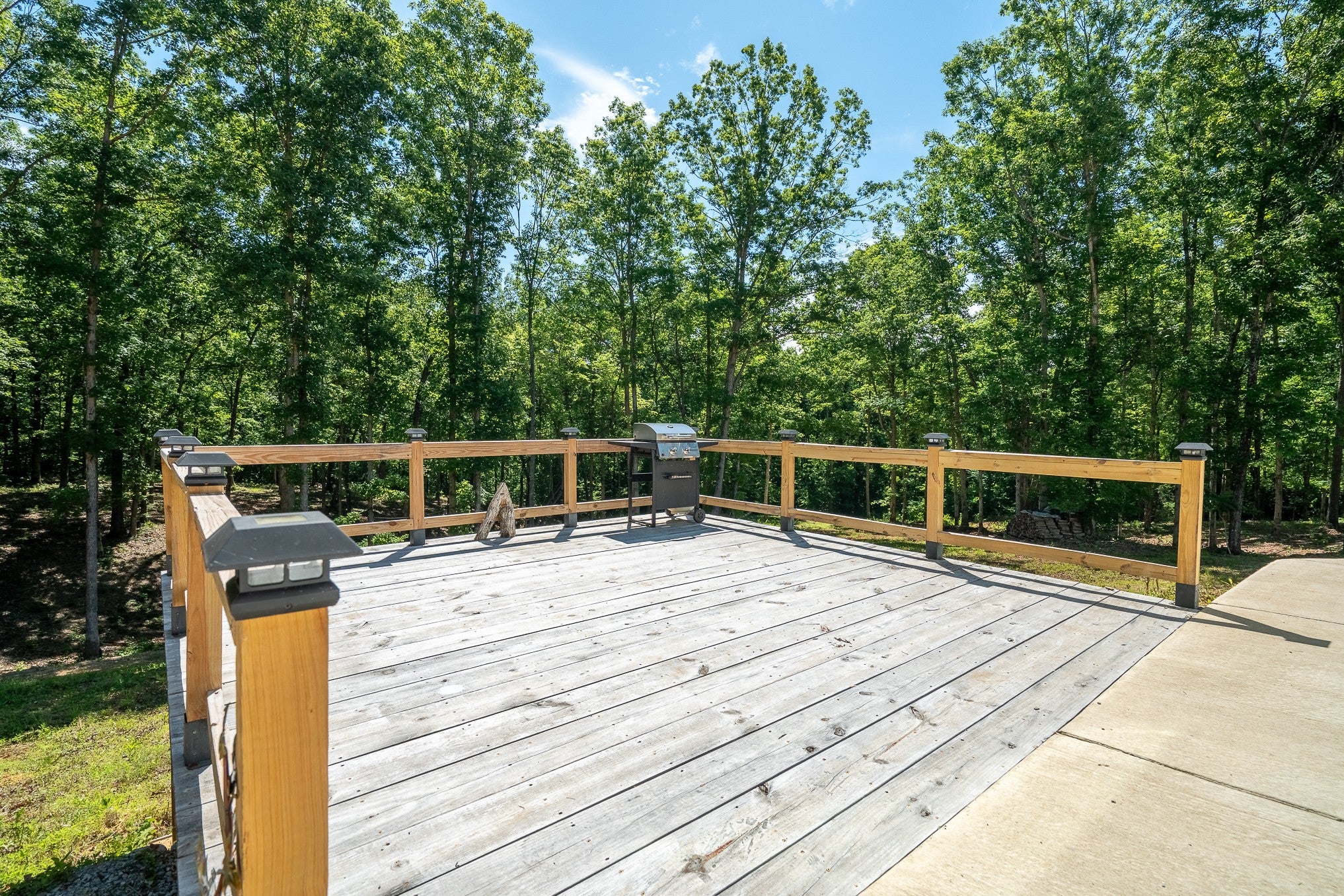 1239 Cherokee Rd
